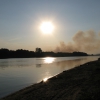 Горят торфяники за Белой / Peatland Fire across the River. Автор: alexbaidin