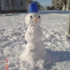 снеговик во дворе 6 мкрн. Автор: zlobnyidobrun