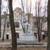 Ленин на фоне завода. Автор: SayMax