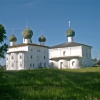 Слева Благовещенская церковь, справа Никольская церковь. Фото: Ярослав Блантер