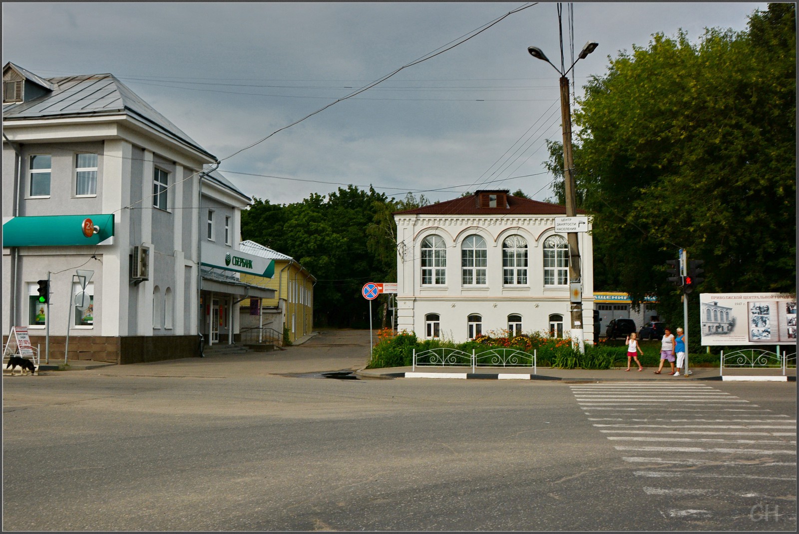 Приволжский ивановская область. Приволжск Ивановская область. Приволжск центр города. Площадь в Приволжске Ивановской области. Приволжск Ивановская область улица Приволжская.